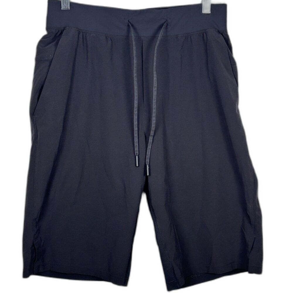 Lululemon Men's T.H.E. Shorts 11.5' Inseam Size S Black Linerless Gym Training